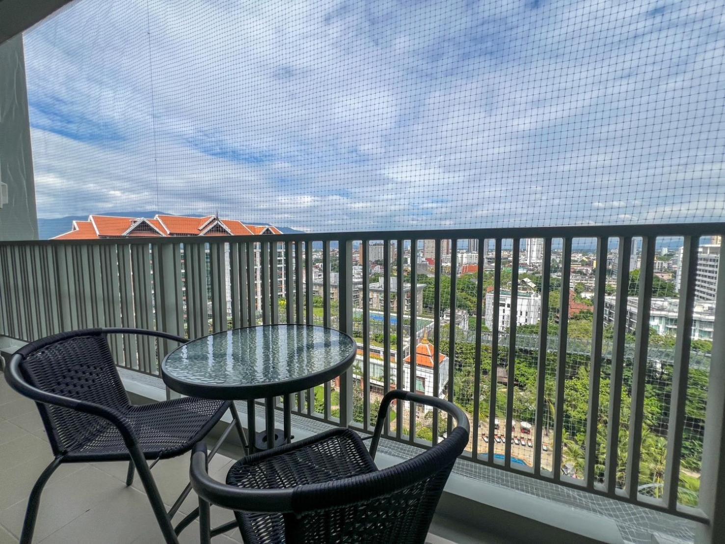 צ'יאנג מאי The Astra Luxury Condo In Town מראה חיצוני תמונה
